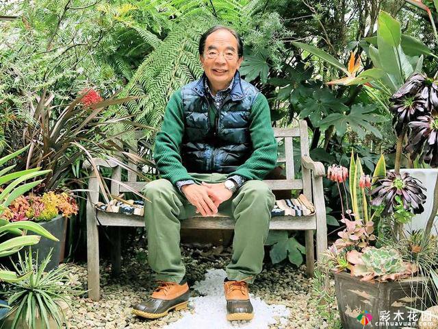 这种流行病无法阻止一个园艺爱好者。他改造了这个25岁的年轻人