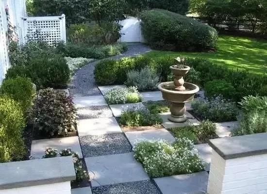 八种花园小地板铺设技术，打造清新自然的庭院