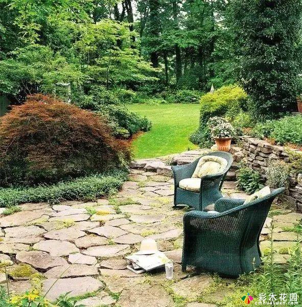 超细致庭院铺设干货，这样你的花园就不会再跟着样品走了。
