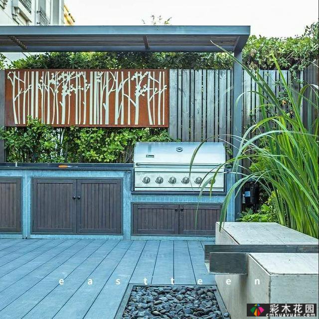 20平庭院设计:创建一个“下沉”的小庭院,其价值超出图表花园