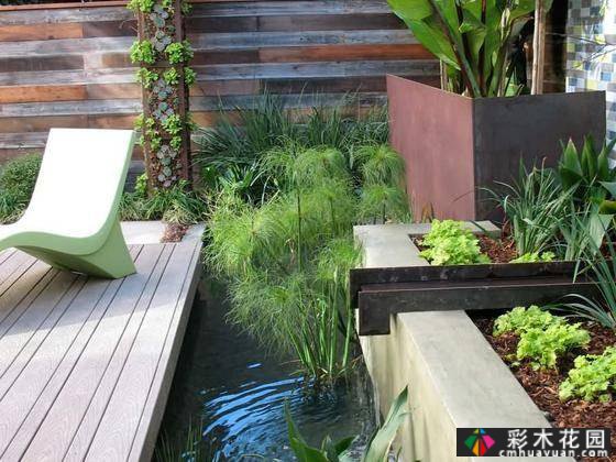 楼顶有16个“花园阳台”设计,在楼顶买一个大阳台感觉很美