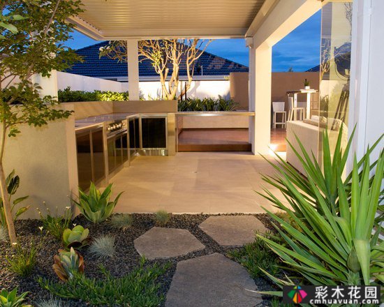 40㎡现代庭院设计,掌握3个关键点,一个小院子也能展现时尚感