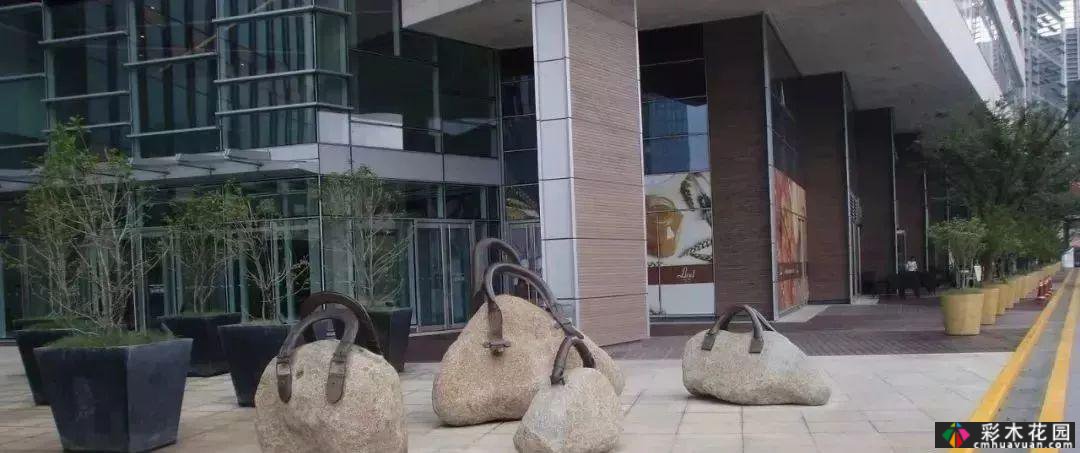 用石头做一个场景，庭院气田来自你。