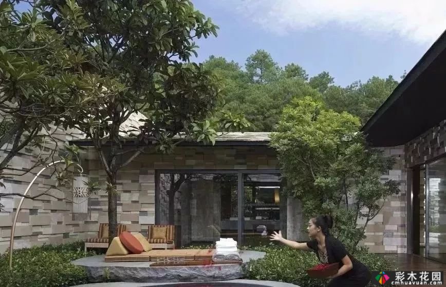 用石头做一个场景，庭院气田来自你。