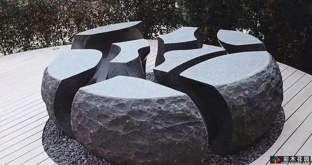 用石头做一个场景，庭院气田来自你。