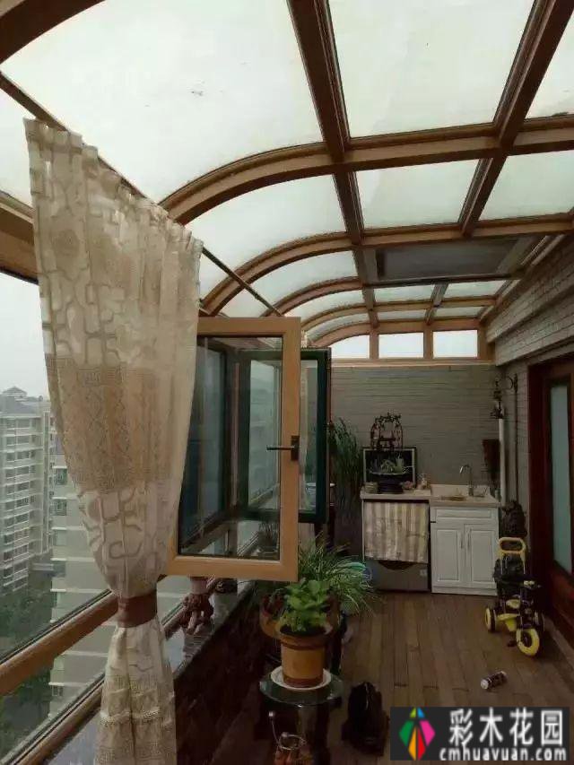 露台花园太美了，买房就得买顶楼