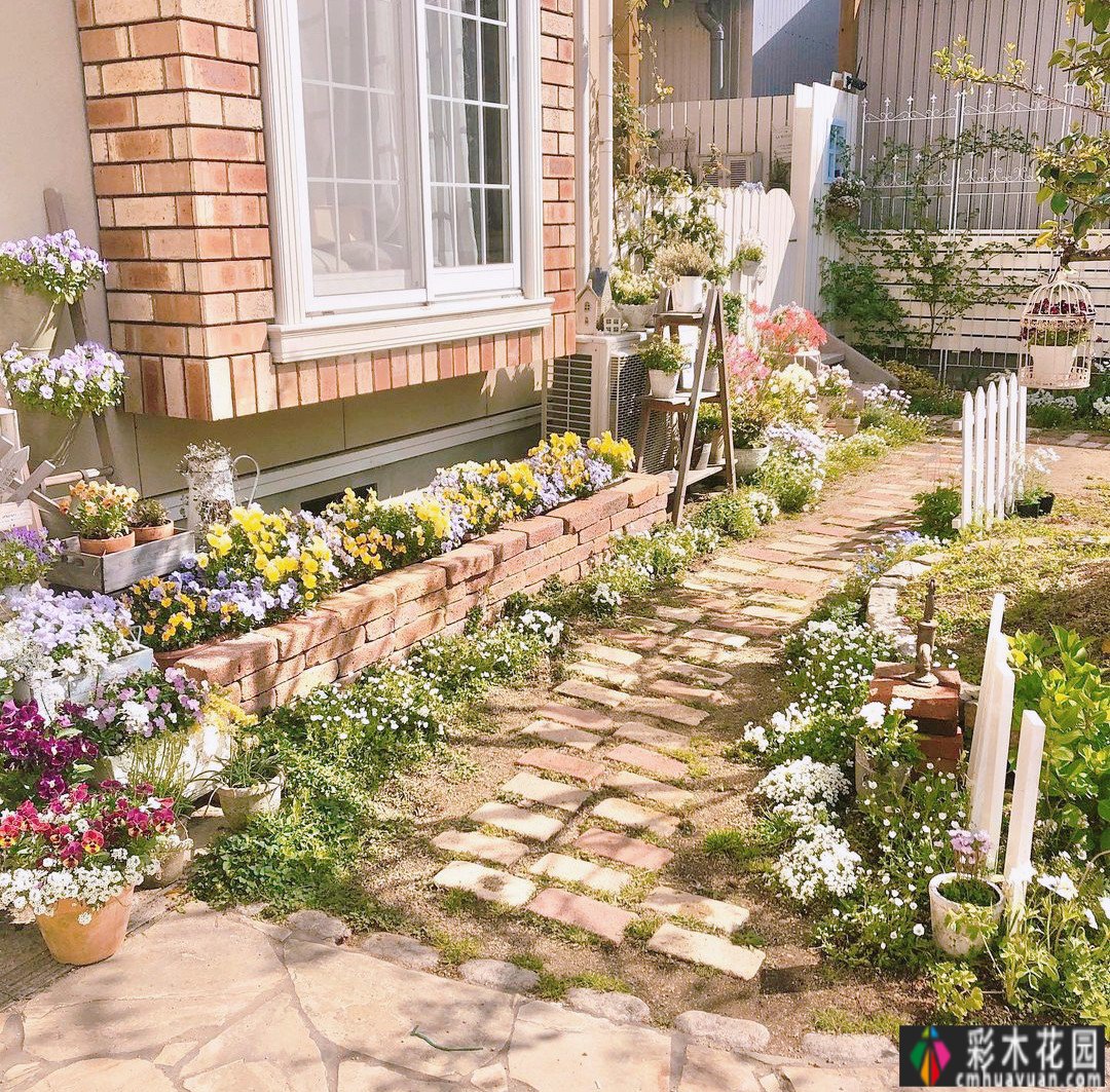 小面积花园 how 设计？Private 花园装饰避坑指南，看完玩得开心。