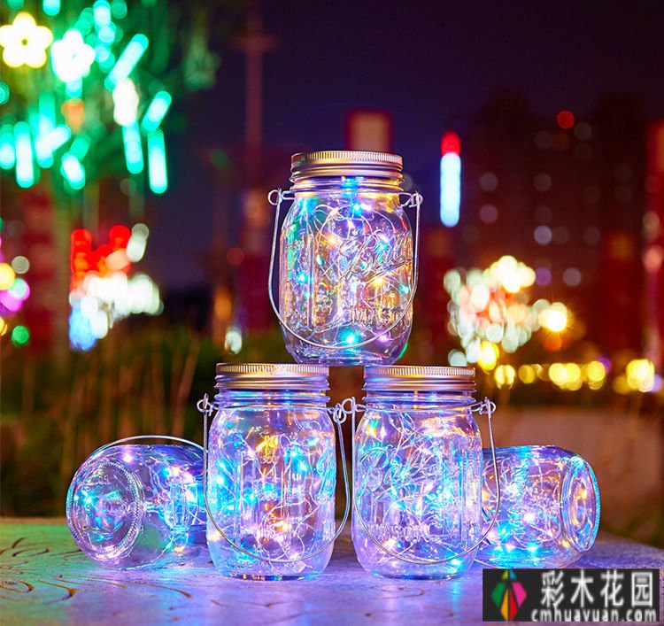 三年前，我买了一套顶楼带70㎡露台的房子，打造了一个美丽的休闲花园